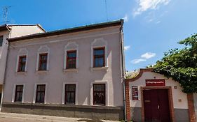 Holdfényszállás