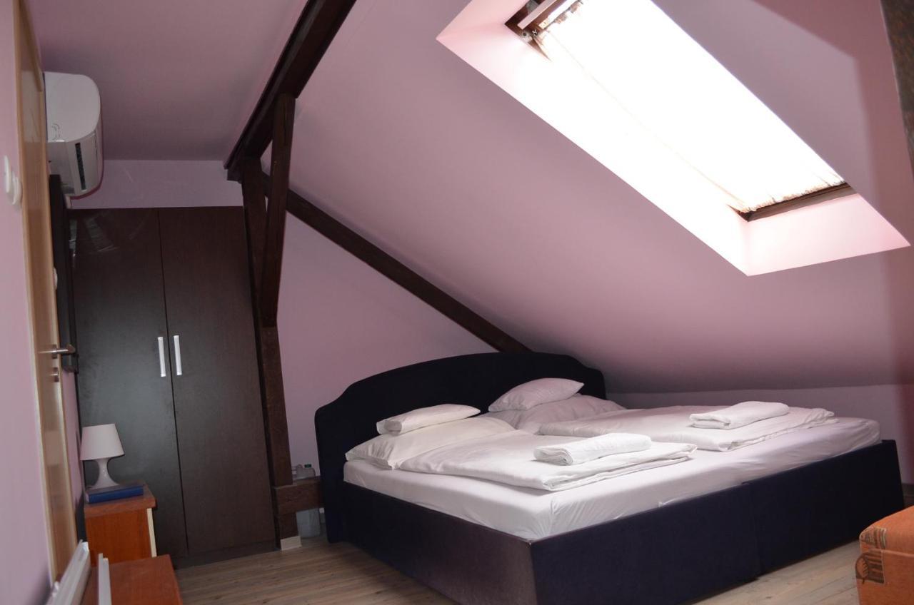 Holdfényszállás Szeged Extérieur photo